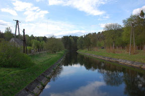 Zapora wodna w Gródku.